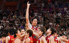 14岁身高2米20！中国女篮又冒出一天才中锋：首秀轰28分8板太强了